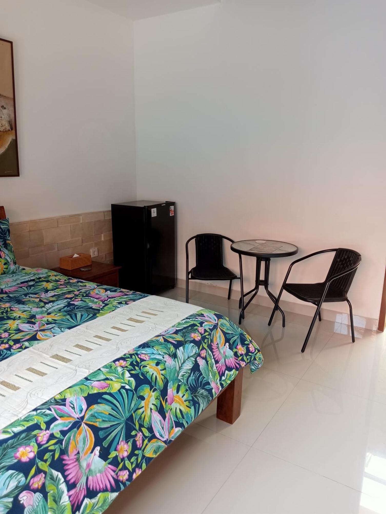 Pondok Indah Villa Ujung Esterno foto