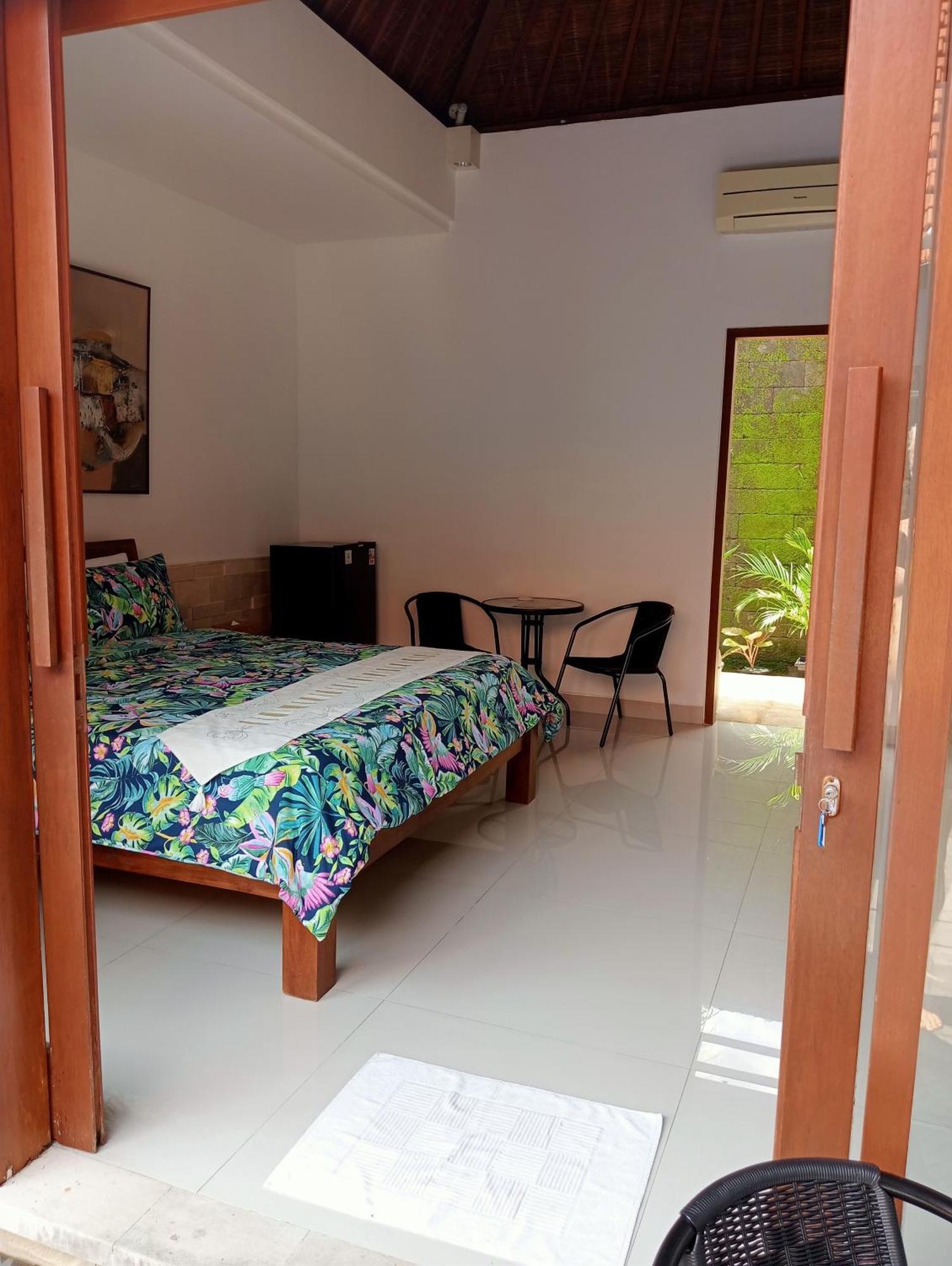 Pondok Indah Villa Ujung Esterno foto
