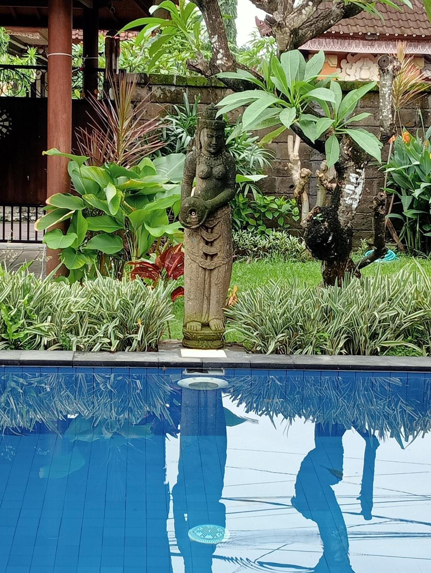 Pondok Indah Villa Ujung Esterno foto